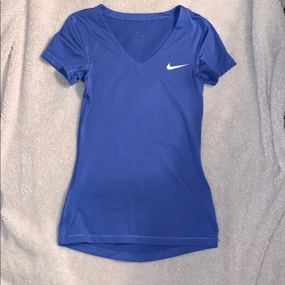 Nike Dri-fit top - Picture 1 of 1